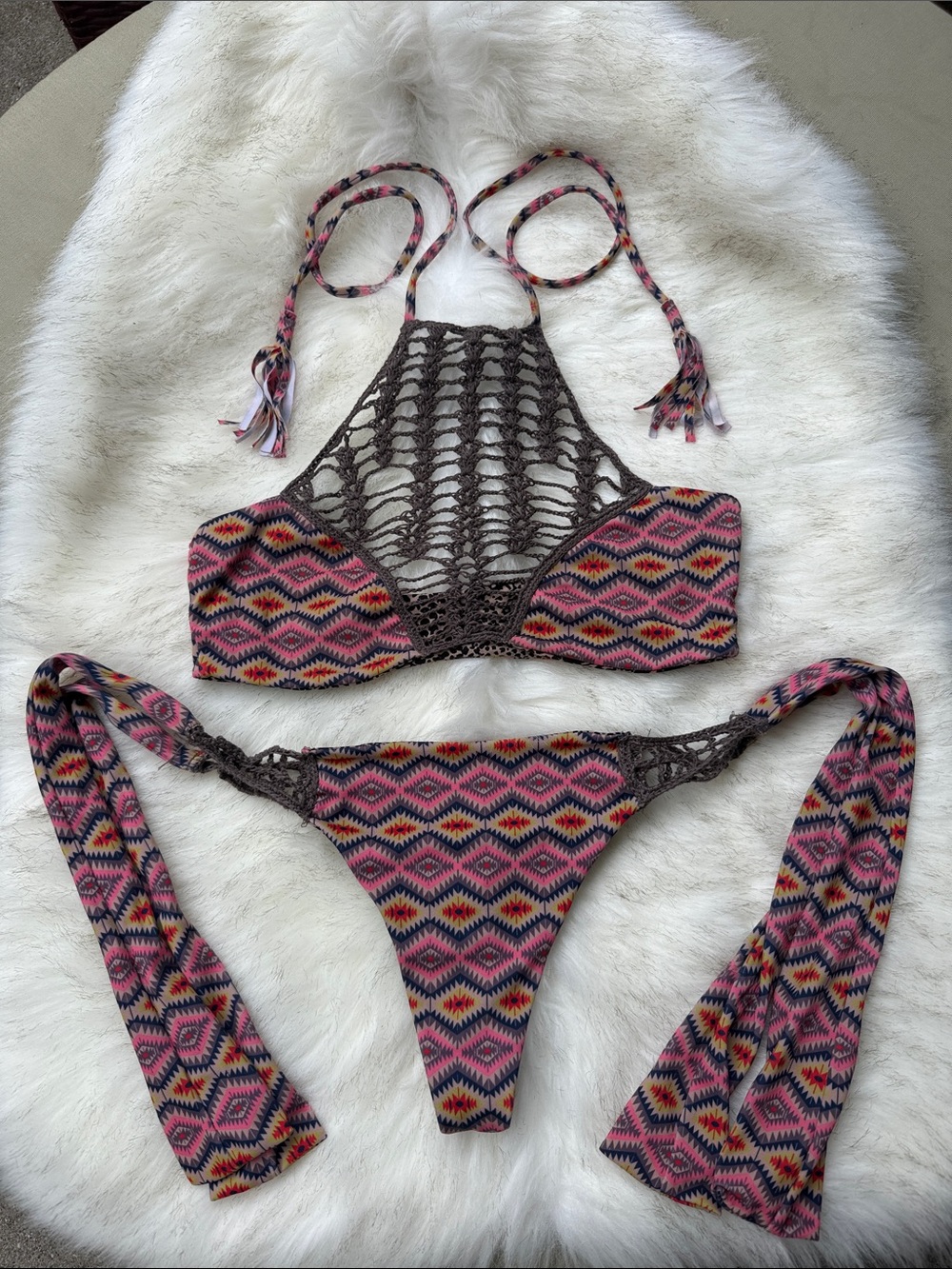🌺Vintage🌺 ACACAI SWIMWEAR Pink Tribal Print /Gray Crochet Set!!